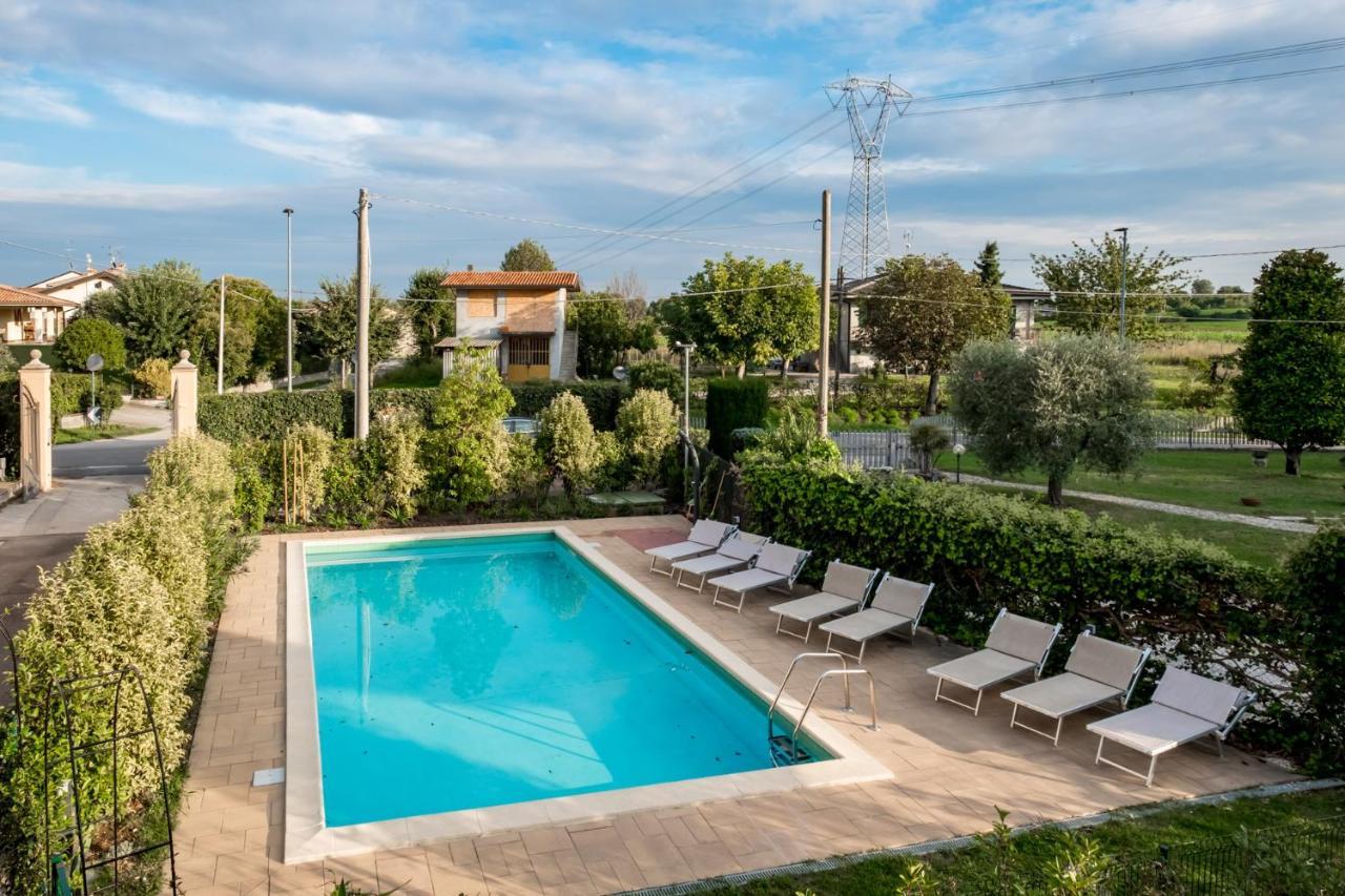 Residenza Oleandro Apartment Desenzano del Garda Exterior photo